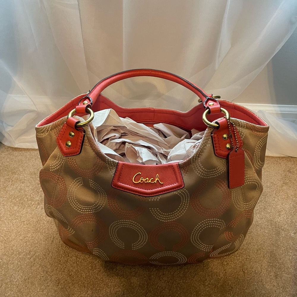 Lovely Coach purse WITH matching wallet. Excellent condition. Canvas/Leather.